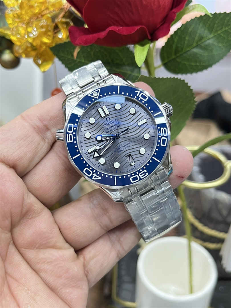 VSF Seamaster 300M Grey Dial Replica – 42mm Diver Watch with Ceramic Bezel